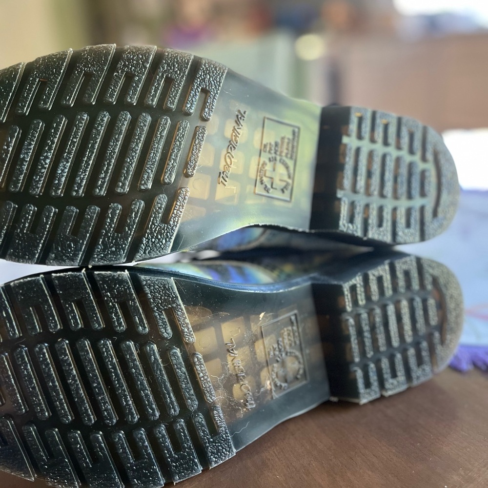 Doc Martens - Picture 5 of 5